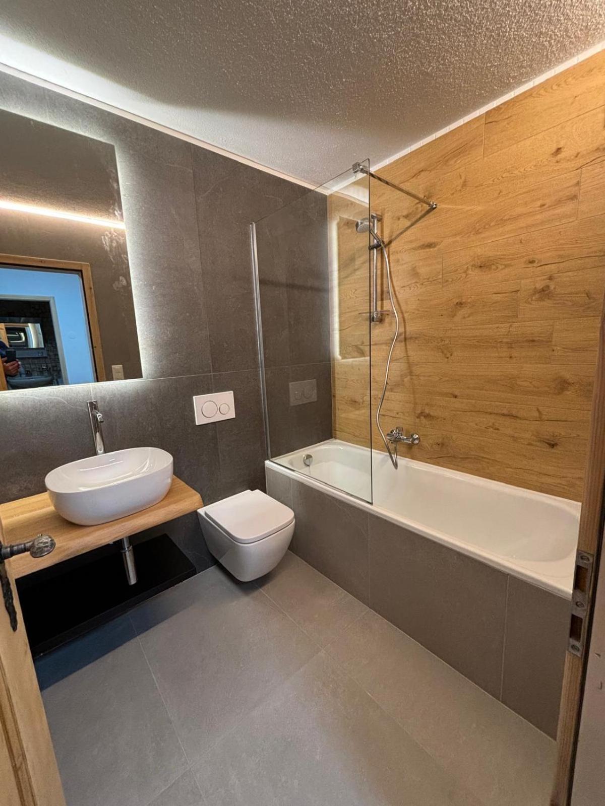Appartamento Chalet Laax Exteriör bild